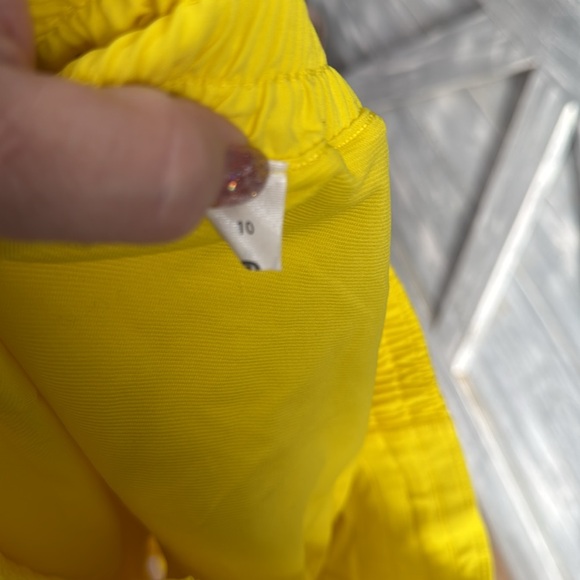 Lululemon Hotty Hot Short - Picture 4 of 5